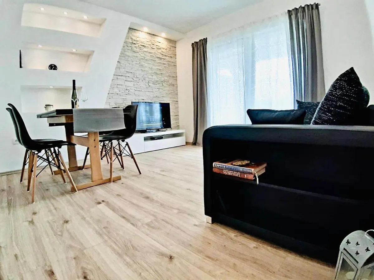 Apartments Viskic Supetarska Draga