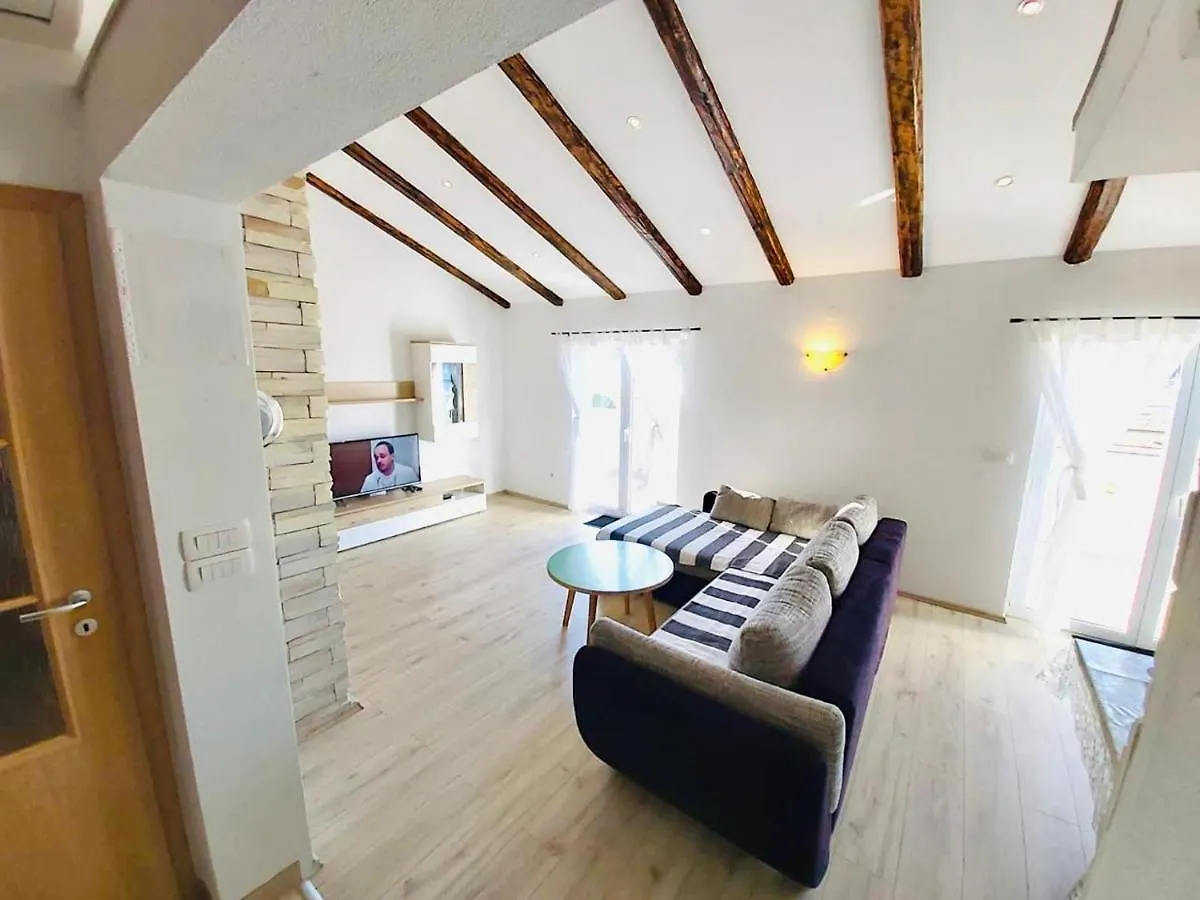Apartments Viskic Supetarska Draga